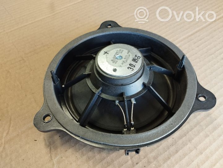 Nissan Note (E11) Haut-parleur de porte avant 7606500485