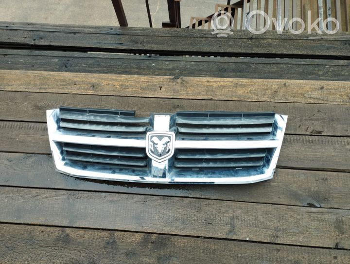 Dodge Grand Caravan Maskownica / Grill / Atrapa górna chłodnicy 1017680494