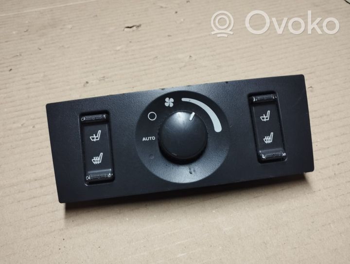 Chrysler Pacifica Climate control unit 0UB52TRMAC