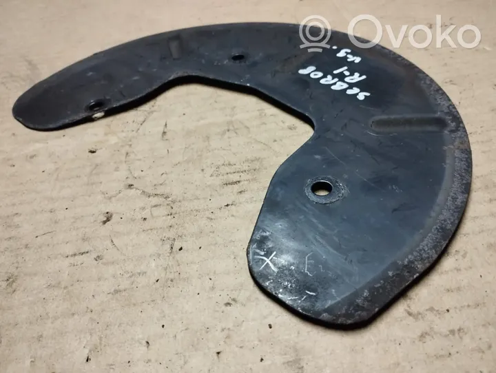 Chrysler Sebring (JS) Front brake disc dust cover plate 