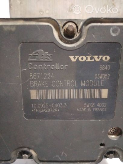 Volvo V70 Pompe ABS P08671223