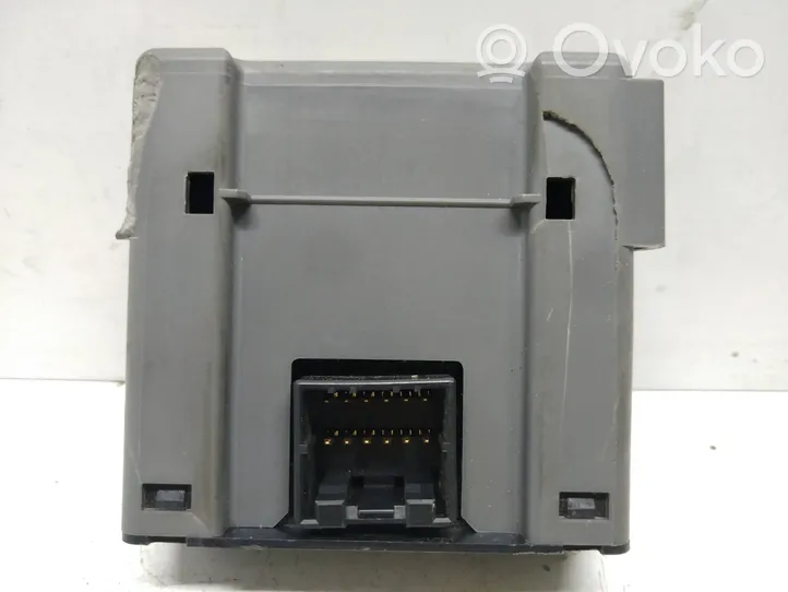 Lexus RX 330 - 350 - 400H Module de ballast de phare Xenon 8990248010