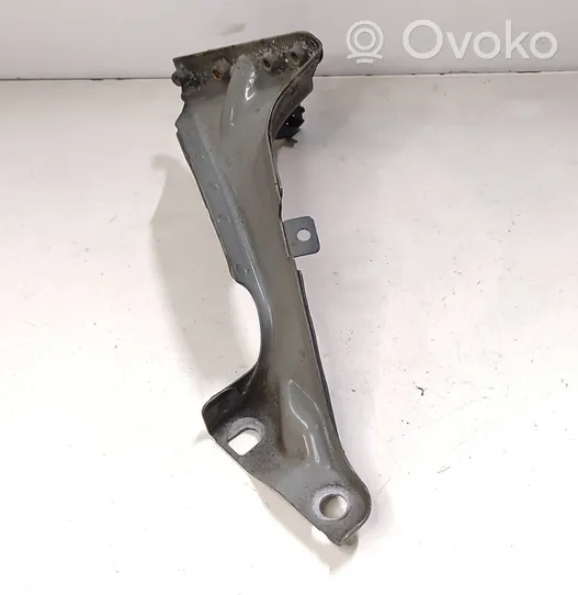 Audi A6 C7 Supporto di montaggio del parafango 4G0821136A