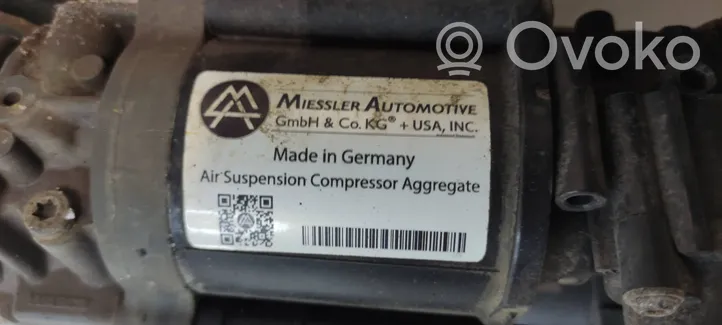 Audi A8 S8 D4 4H Ilmajousituksen kompressori K007W20EA8D4
