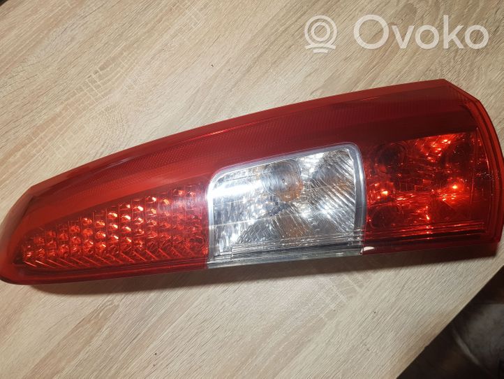 Volvo XC70 Rear/tail lights 