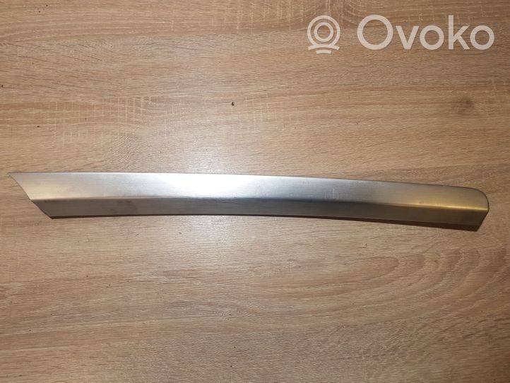 Audi Q7 4L Baguette moulure de porte arrière 4L0867420