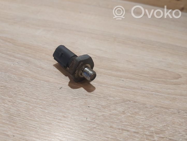 Audi A3 S3 8P Oil pressure sensor 079919081