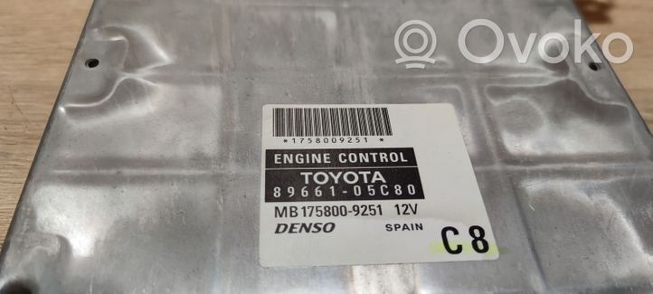 Toyota Avensis T250 Sterownik / Moduł ECU 8966105C80