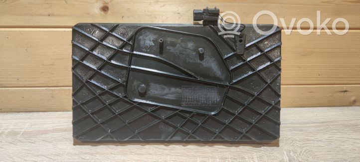 Toyota Avensis T250 Akumulatora nostiprināšanas pamatne 7443105080