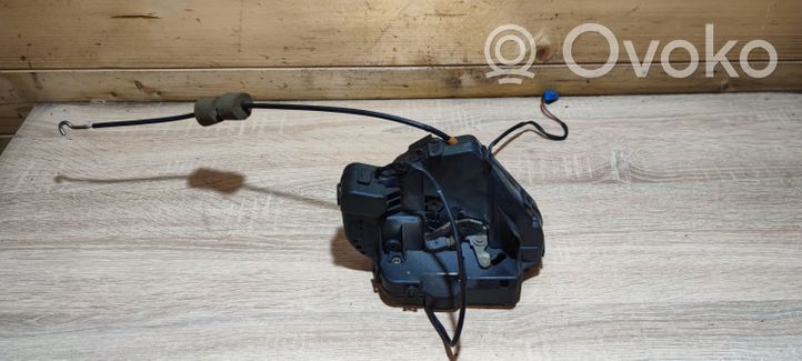 Mercedes-Benz C AMG W203 Rear door lock 2037300135015