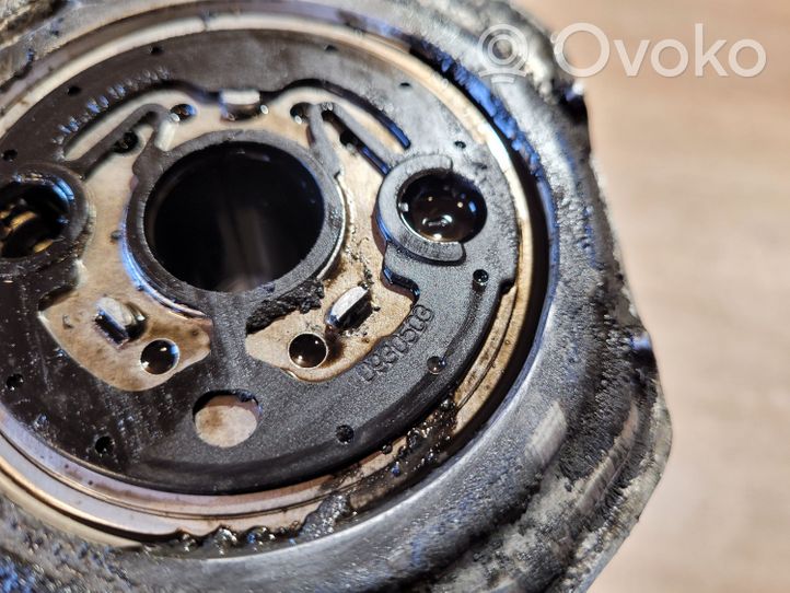 Volkswagen Bora Soporte de montaje del filtro de aceite 0930503