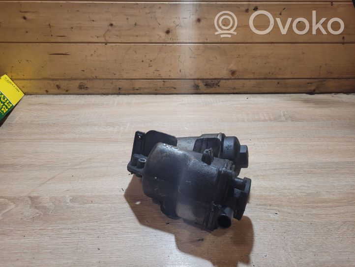 Volvo S60 Oil filter mounting bracket 08642839