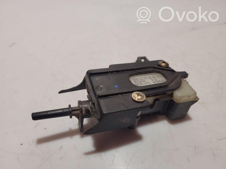 Volvo V50 Moteur de verrouillage trappe à essence 30716226