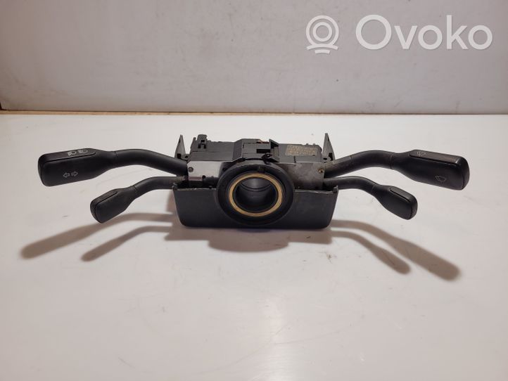 Audi 80 90 B3 Leva/interruttore dell’indicatore di direzione e tergicristallo 443953503D