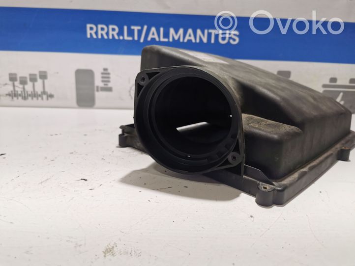 Volvo V60 Air filter box cover 72102978