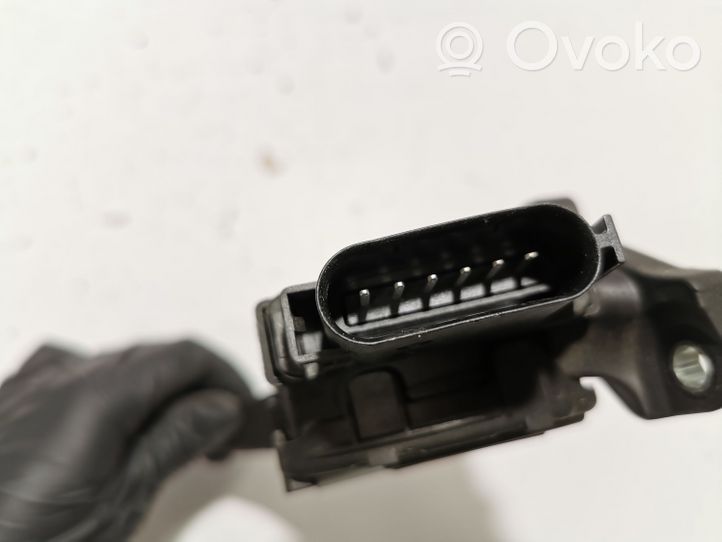Volvo V60 Akceleratoriaus pedalas 31329062