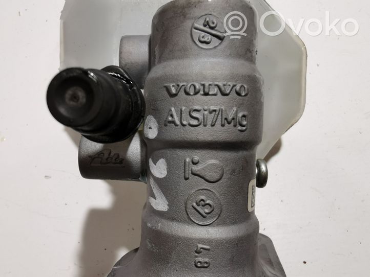 Volvo V60 Główny cylinder hamulca 03350885561