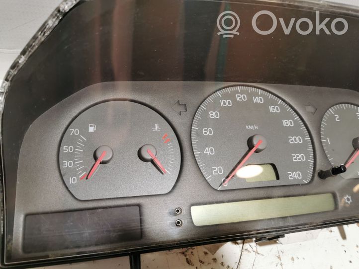 Volvo S70  V70  V70 XC Compteur de vitesse tableau de bord 9168144