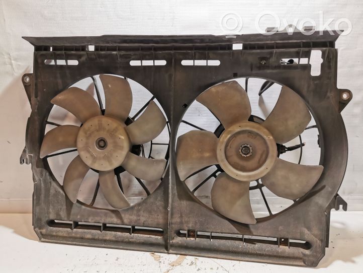 Toyota Corolla Verso AR10 Ventilateur de refroidissement de radiateur électrique 4227500310