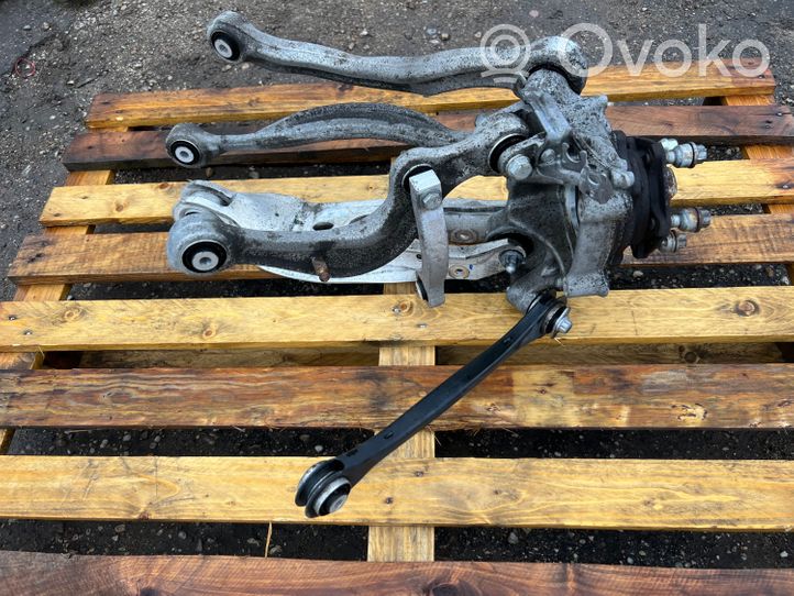 Audi Q7 4M Fuso a snodo con mozzo ruota posteriore 4M0505431AF