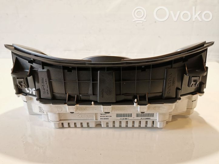 Volvo V40 Spidometras (prietaisų skydelis) 31296952