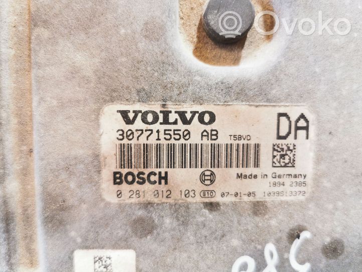 Volvo XC70 Calculateur moteur ECU 30771550