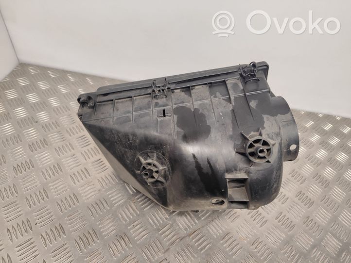 Audi Cabriolet B3 8G Caja del filtro de aire 078133835F