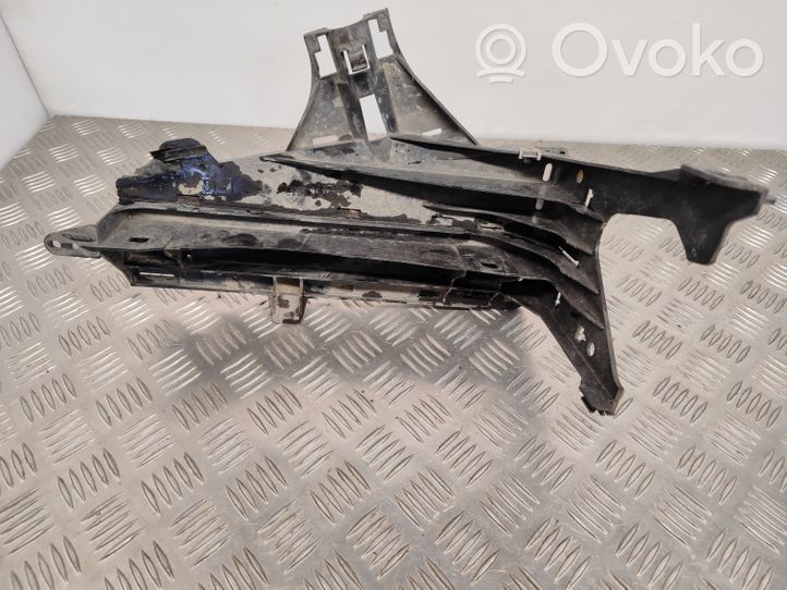 BMW 7 F01 F02 F03 F04 Priekšējā luktura turētājs 7184159