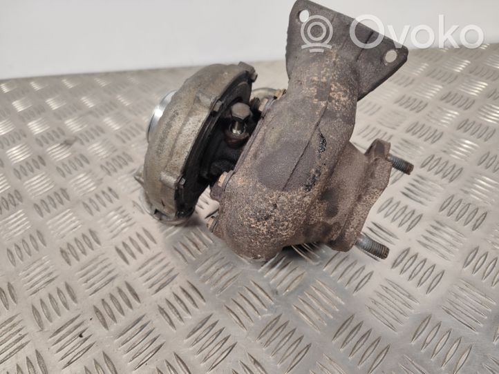 Volvo V70 Turboahdin 8699592