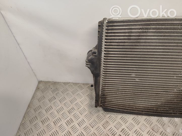 Volvo V70 Radiatore intercooler 8671694