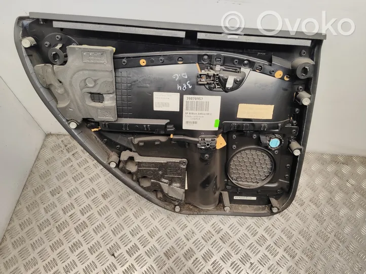 Volvo V70 Garniture panneau de porte arrière 39878957