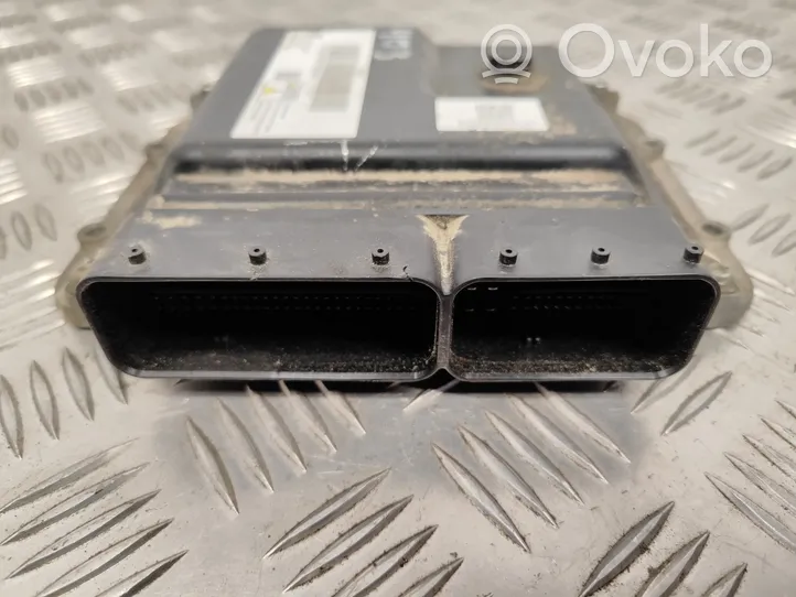 Opel Meriva B Sterownik / Moduł ECU 55593362