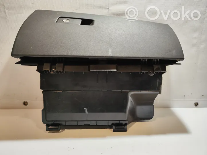 Volvo V70 Glove box set 39810153