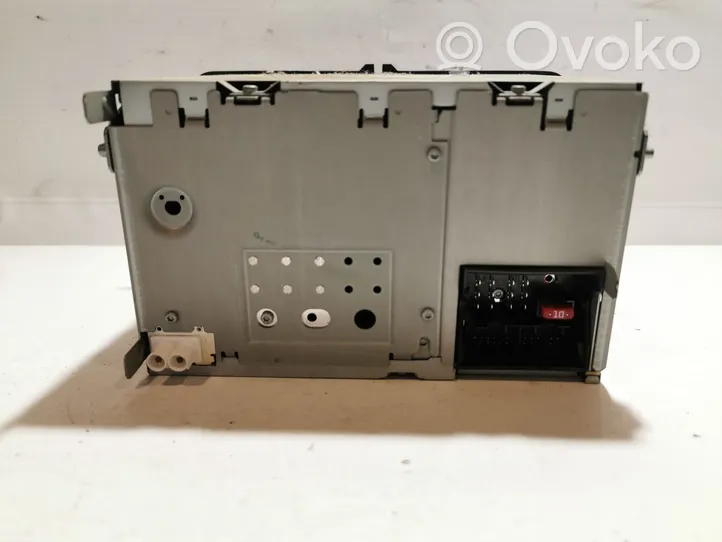 Volkswagen Caddy Radio/CD/DVD/GPS head unit 1K0035186AA