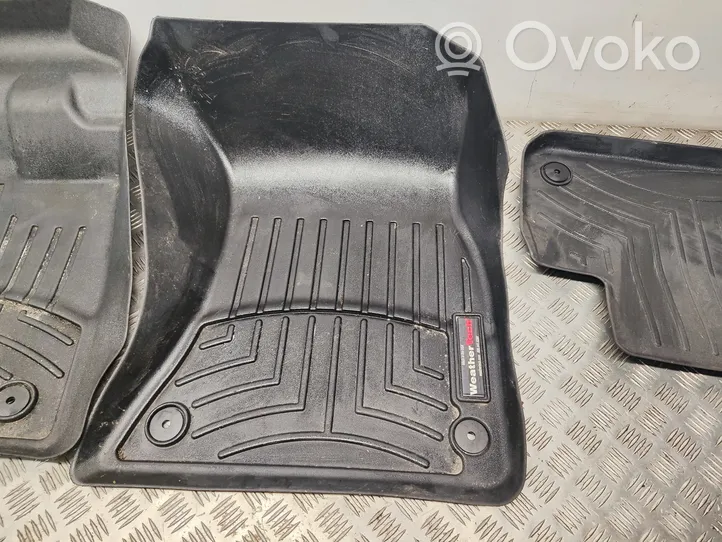 Audi Q5 SQ5 Auton lattiamattosarja 