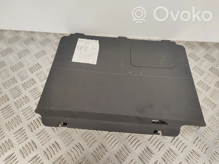 Audi Q5 SQ5 Rivestimento vano della ruota di scorta 8E0010175A