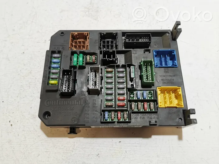 Peugeot 508 RXH Module de fusibles 9664992380