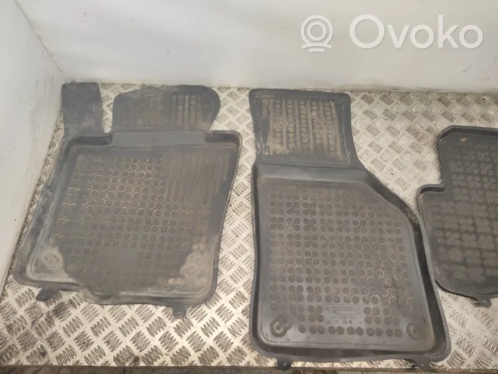 Volkswagen PASSAT B6 Kit tapis de sol auto 