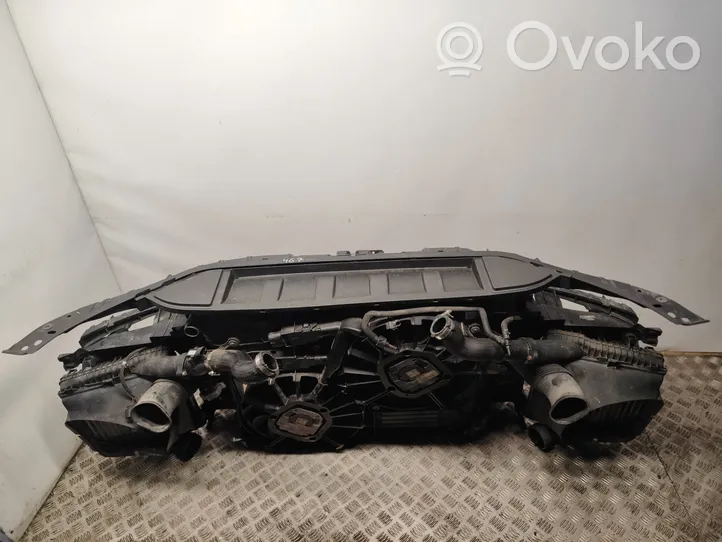 Audi Q7 4L Radiatorių panelė (televizorius) 4L0951229A