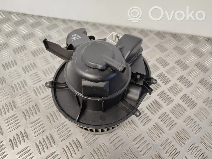 Volvo V70 Soplador/ventilador calefacción 86577
