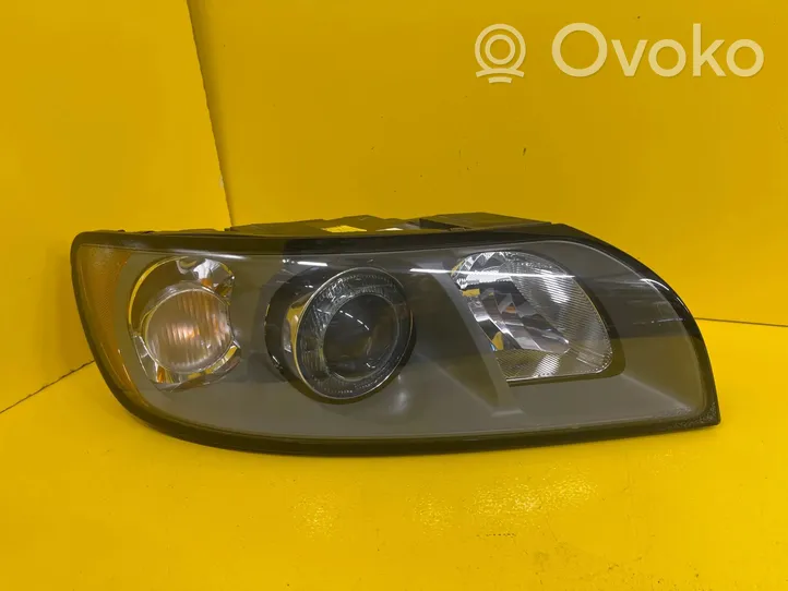 Volvo V50 Phare frontale 30698890