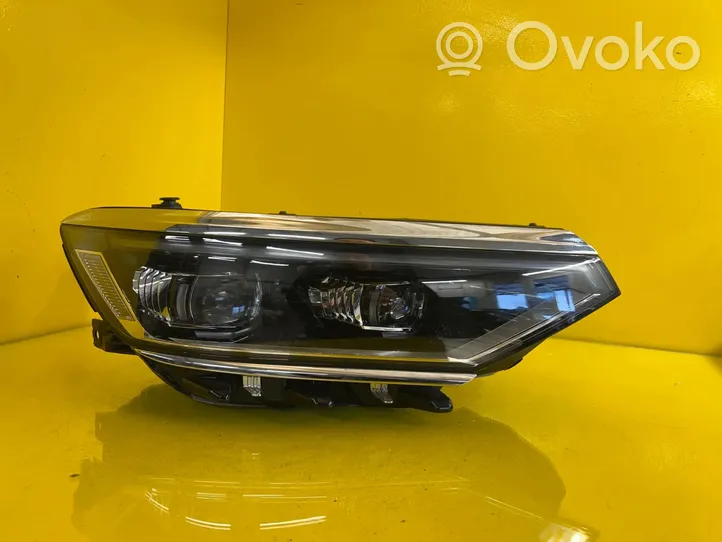 Volkswagen PASSAT B8 Lampa przednia 3G1941082T