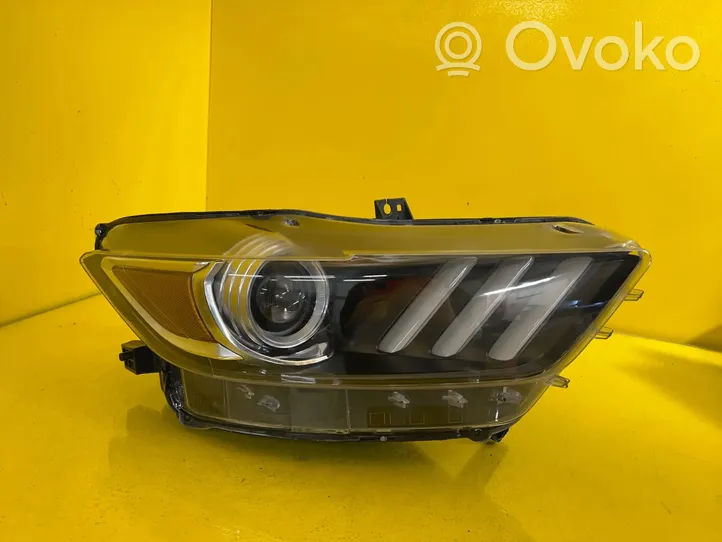 Ford Mustang VI Lampa przednia 