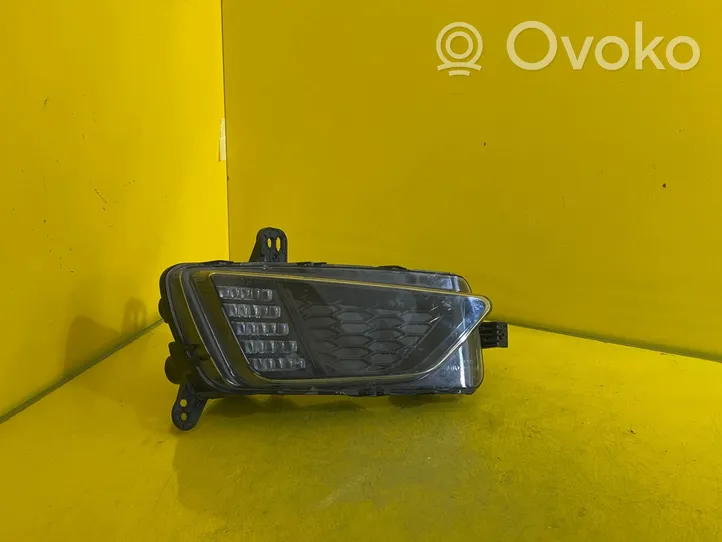 Volkswagen Polo VI AW Lampa przednia 89250861