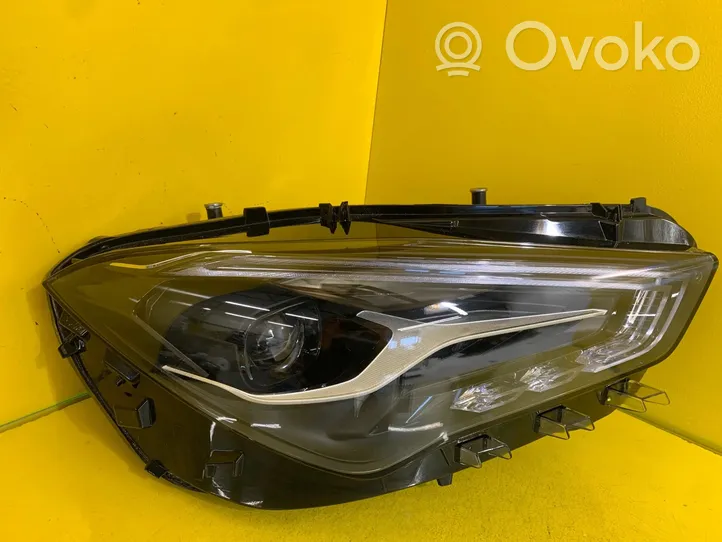 Mercedes-Benz CLA C118 X118 Lampa przednia A1189068801