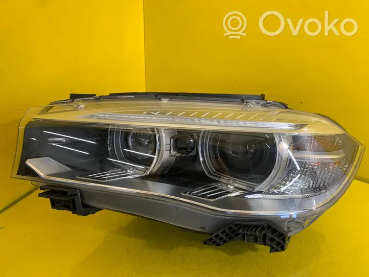 BMW X5 F15 Lampa przednia 7290059