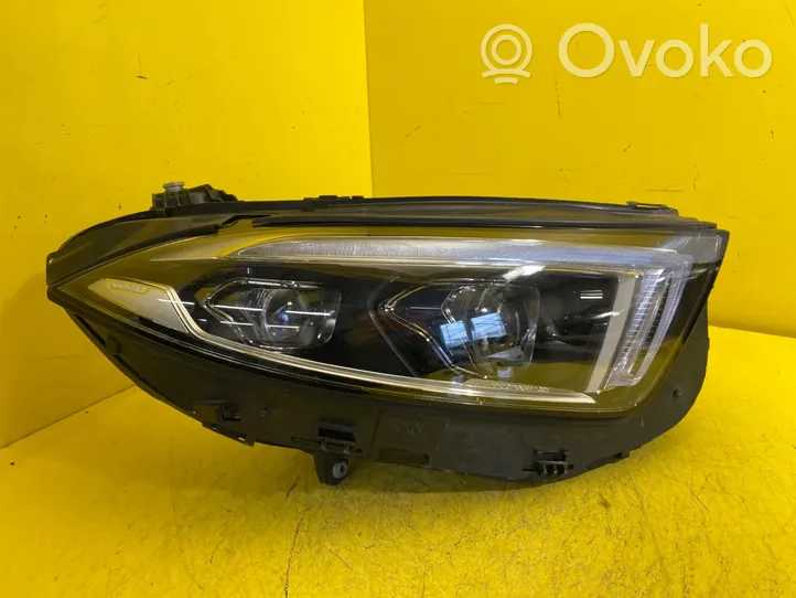 Mercedes-Benz CLS C257 Lampa przednia a2579068400