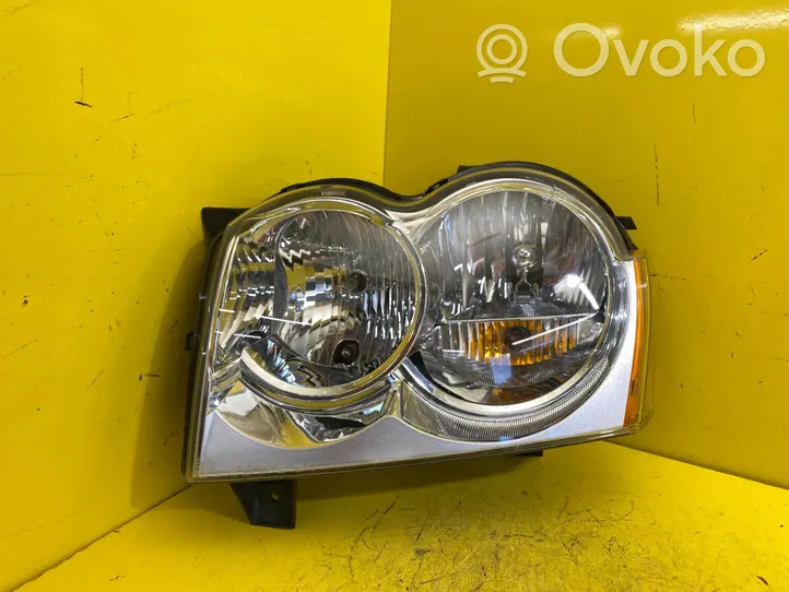 Jeep Grand Cherokee (WK) Lampa przednia 55156671