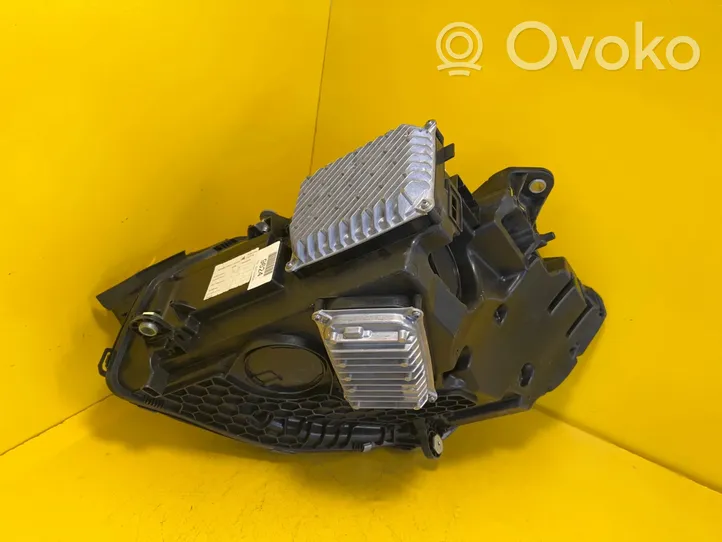 Mercedes-Benz EQS V297 Lampa przednia A2979062500