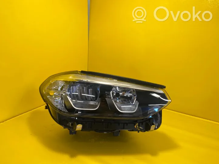 BMW X3 G01 Lampa przednia 749409401